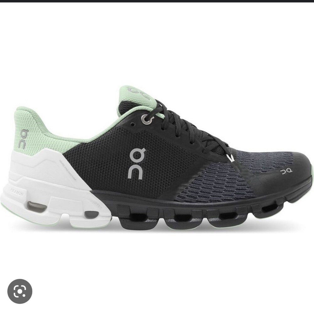On cloud cloudflyer